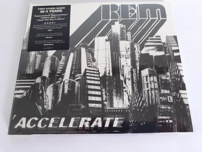 R.E.M. - ACCELERATE